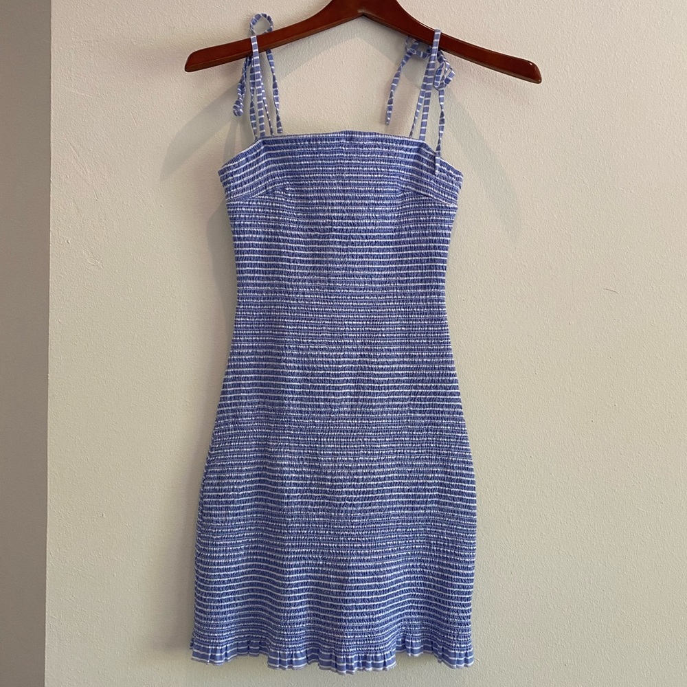 Abercrombie & Fitch Fitted Seersucker Dress